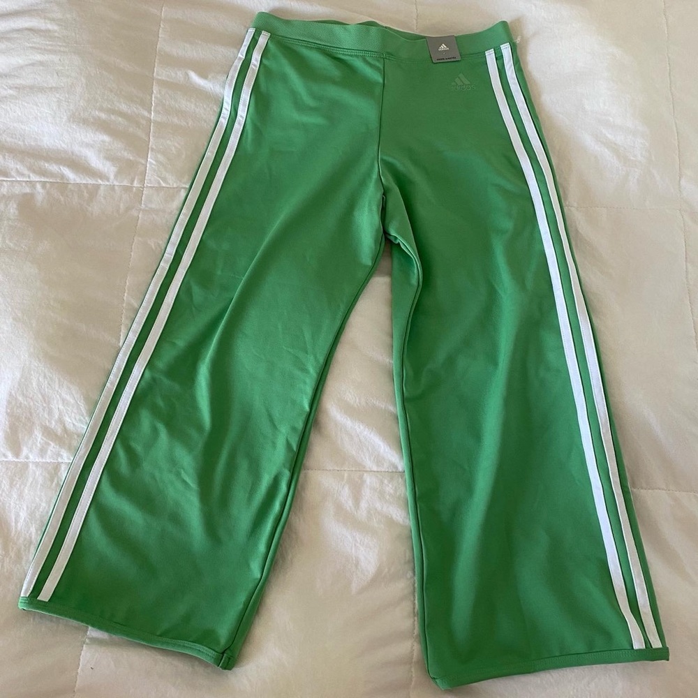 VINTAGE adidas slim fit capri green pants